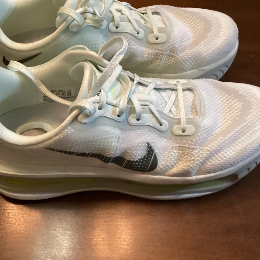 NIKE VOMERO PREMIUM MENS 10.5 - Picture 4 of 13